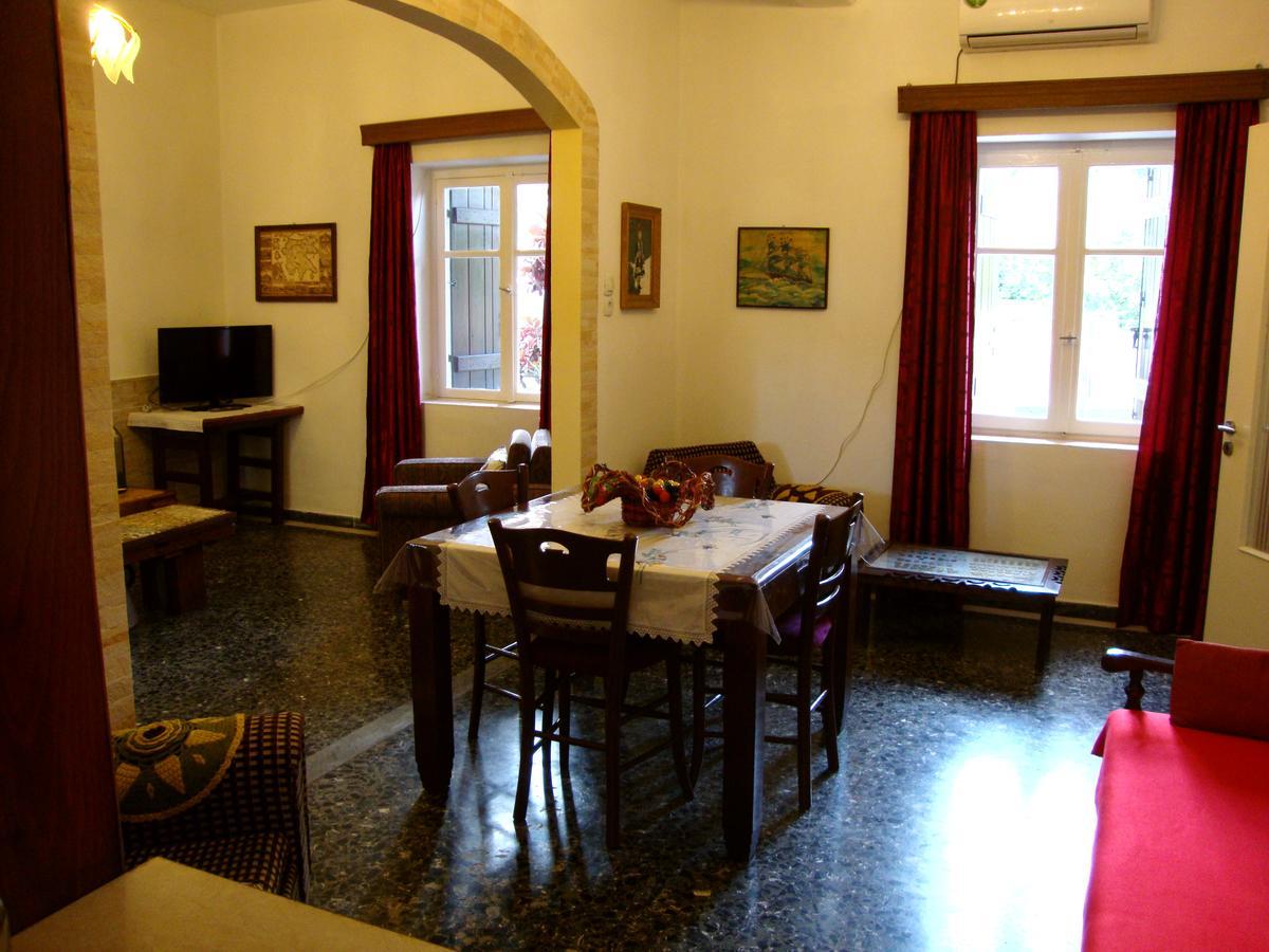 Venezian Castle House Appartement Kíssamos Buitenkant foto